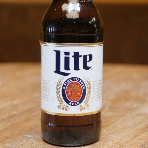 How Many Calories Are in a Bottle of Miller Lite