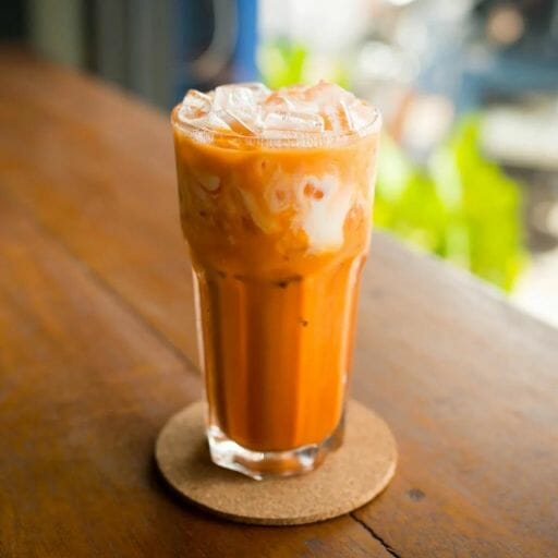 How to Make Your Own Caffeinated or Decaffeinated Thai Tea at Home