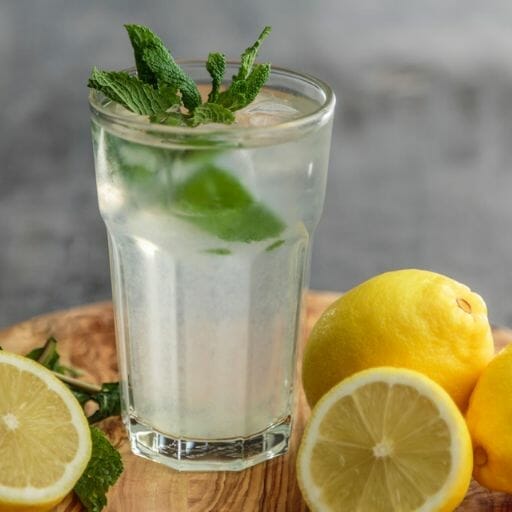 Overview of Lemon Water and Its Composition
