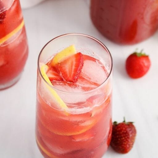What are the Different Flavors of Strawberry Acai Lemonade